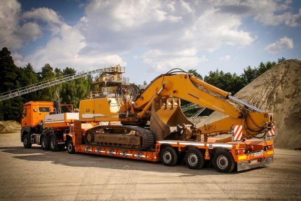 Lowbed Truck Hire Harare Zimbabwe 15t 30t 50t 80t Machinery Transporters